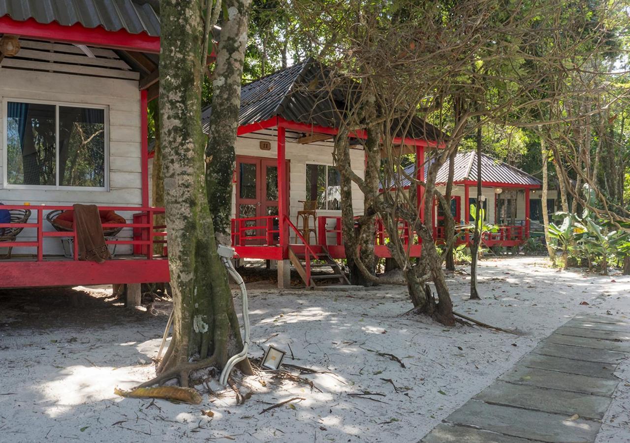Sarasea Koh Rong Samloem Hotel Koh Rong Sanloem Buitenkant foto