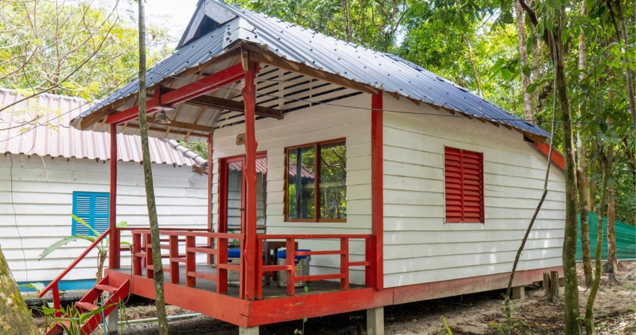 Sarasea Koh Rong Samloem Hotel Koh Rong Sanloem Buitenkant foto